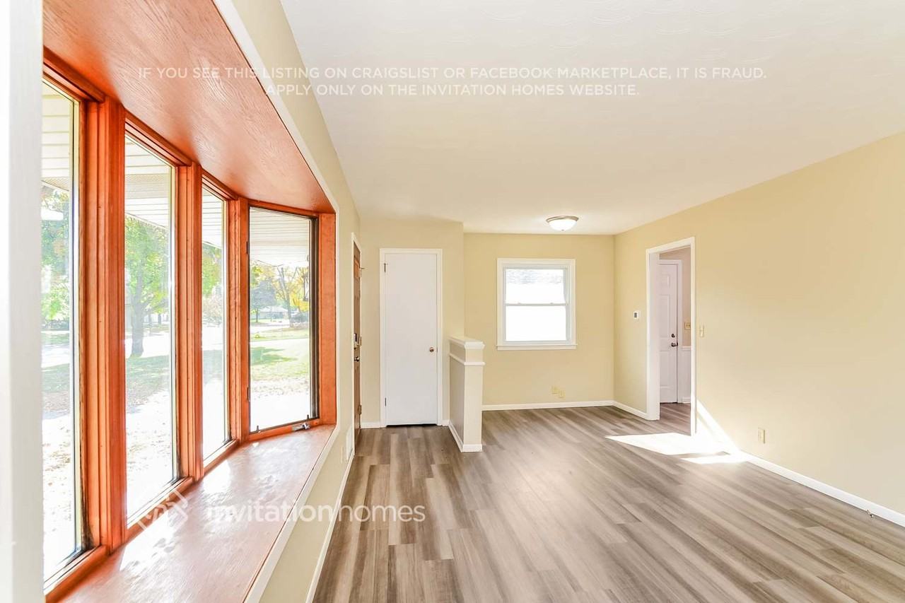 8412 Grange Blvd - Photo 7 of 18