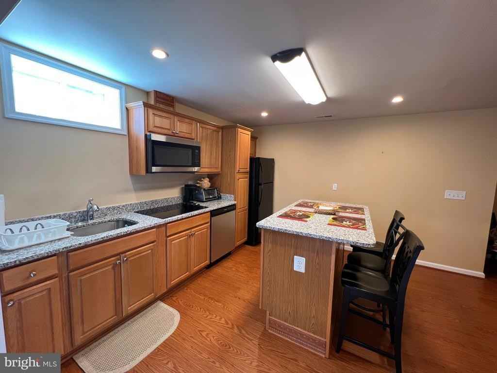 5802 Telluride Ln Bsmt A - Photo 2 of 36