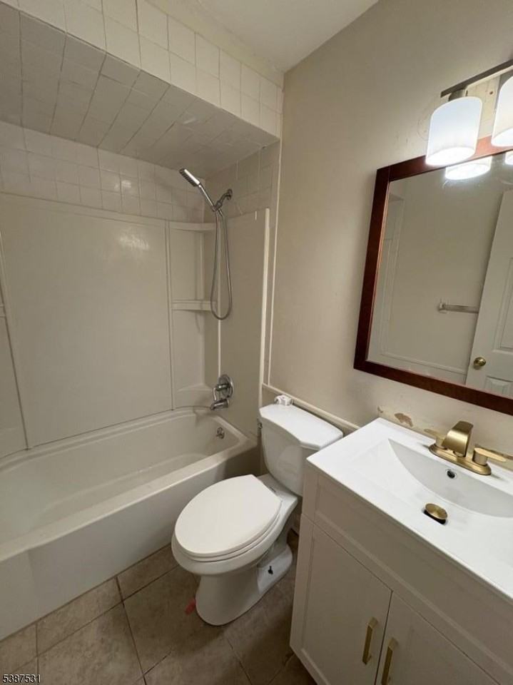 1 Gray Rock Dr - Photo 5 of 5