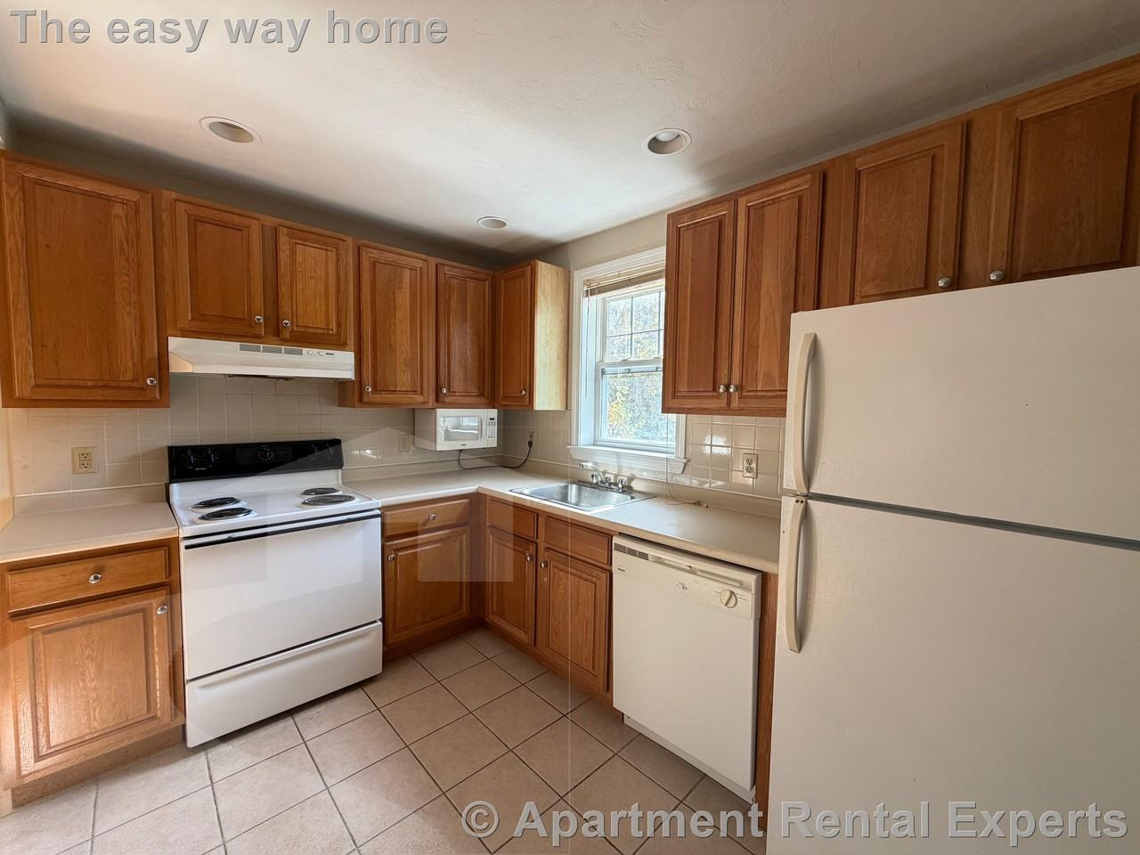 466 Green St #9 - Photo 3 of 14