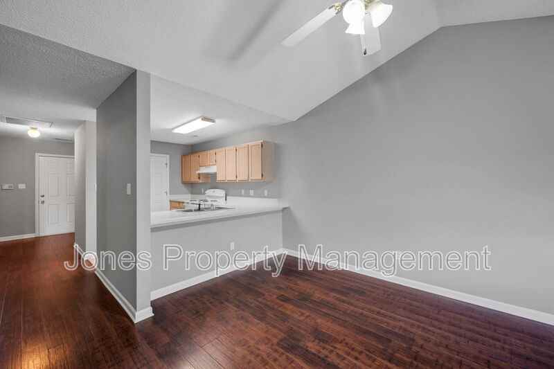 1526 Union Rd Apt G - Photo 6 of 22