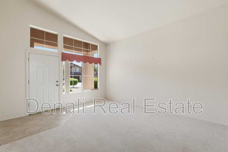 4626 E Thorn Tree Dr - Photo 4 of 30