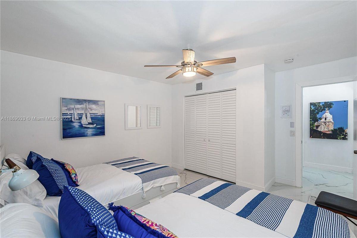 1521 Arthur St - Photo 5 of 20