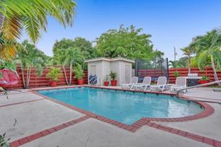 208 Sw 2nd Ave - Photo 1 of 1