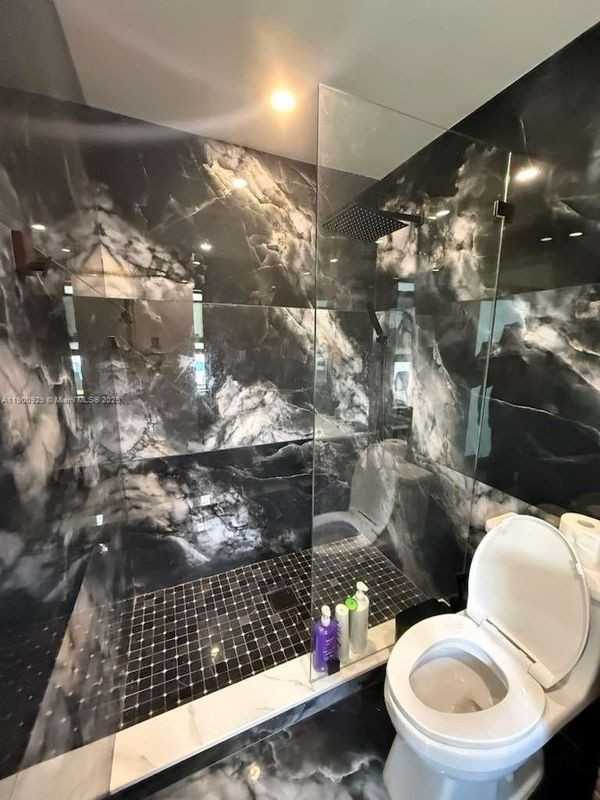 2227 Roosevelt St - Photo 6 of 16