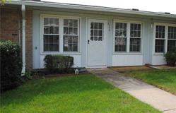273 Berwick Ct #D - Photo 1 of 1