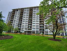 8801 W Golf Rd #1B - Photo 1 of 1