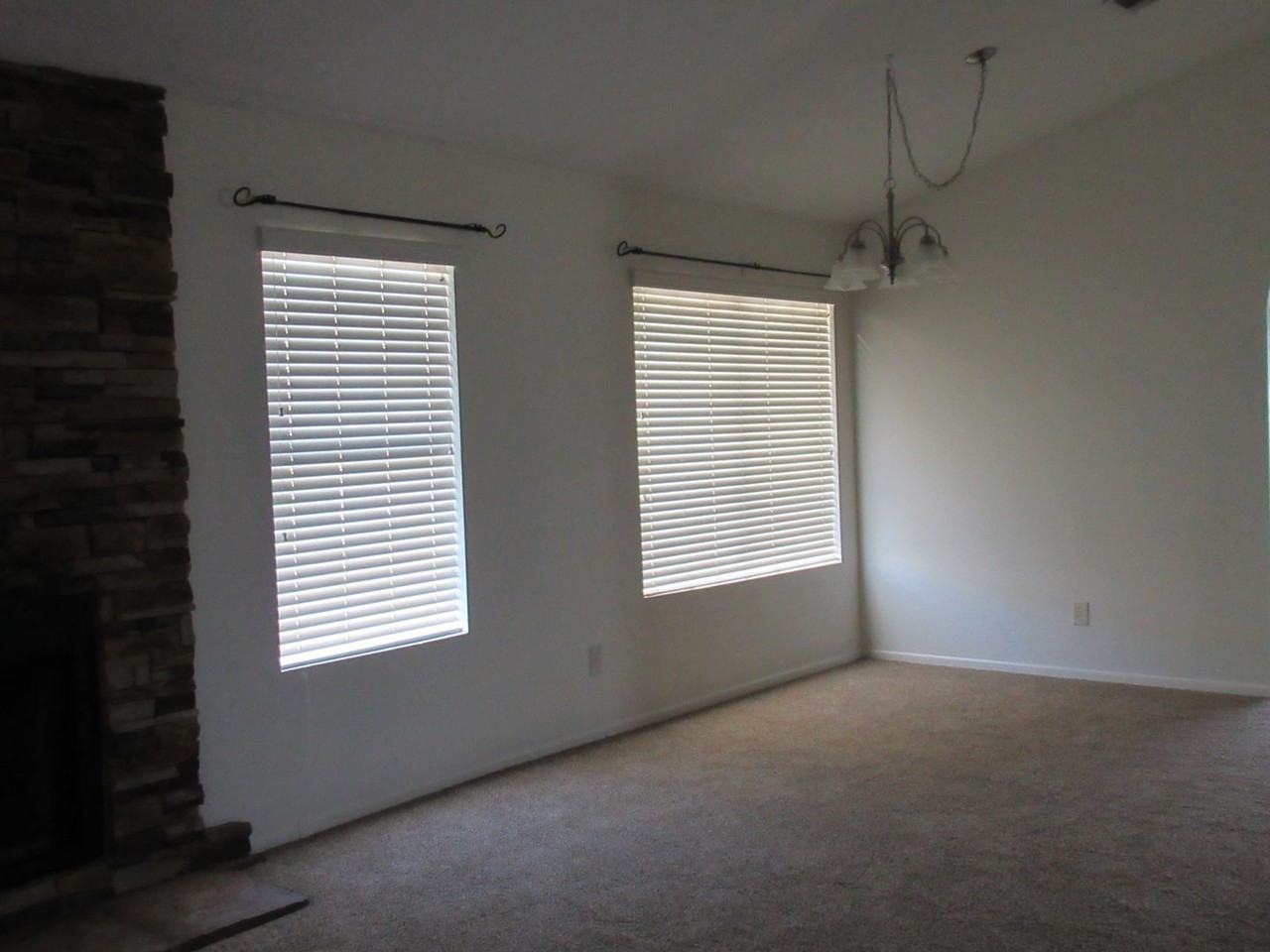 4434 E Olney Dr - Photo 4 of 29