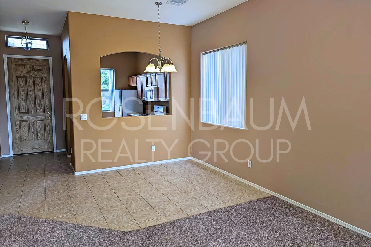 5361 N Bremont Way - Photo 2 of 20
