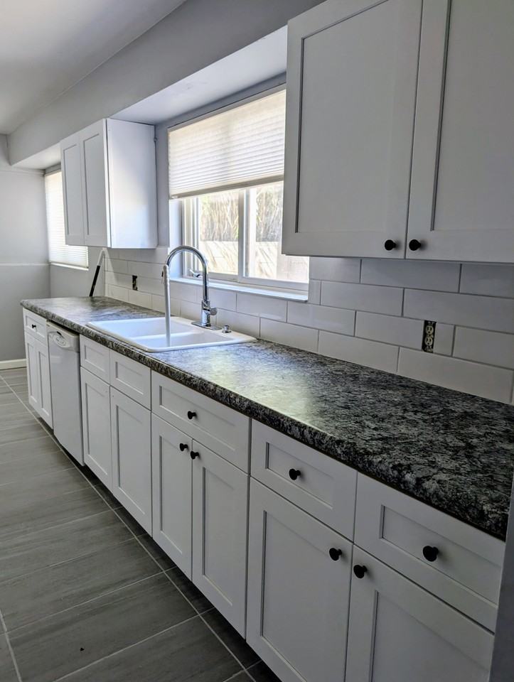 2432 E Eastland St #NA - Photo 4 of 9