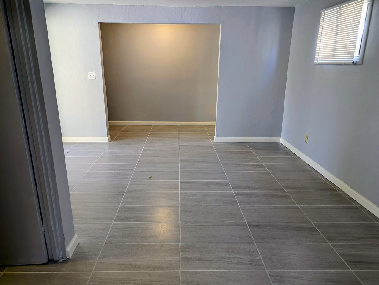 2432 E Eastland St #NA - Photo 5 of 9