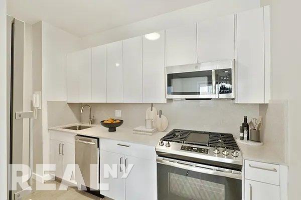 2nd Ave #7B - Photo 2 of 15