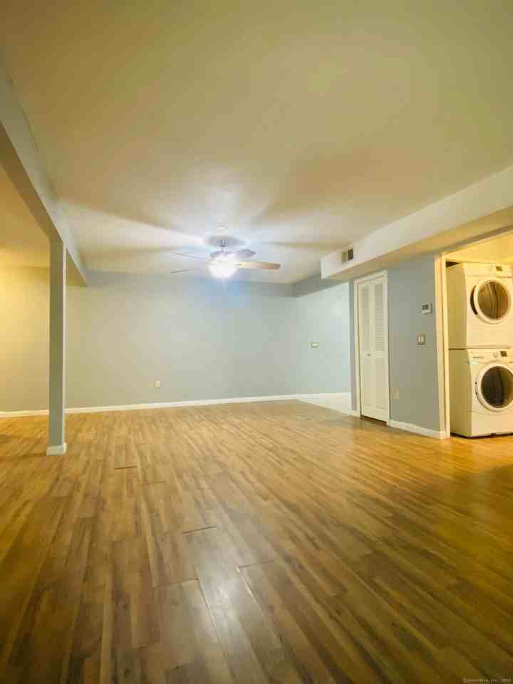 507 Twin Circle Drive #507 - Photo 6 of 14