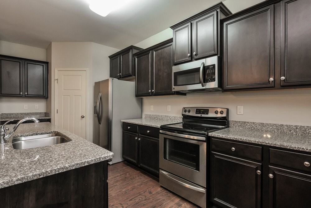 117 Callahan Trl - Photo 3 of 14