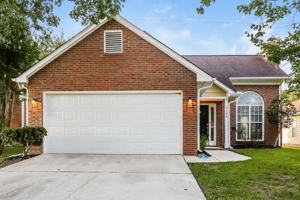featured image of 3106 Fairington Dr