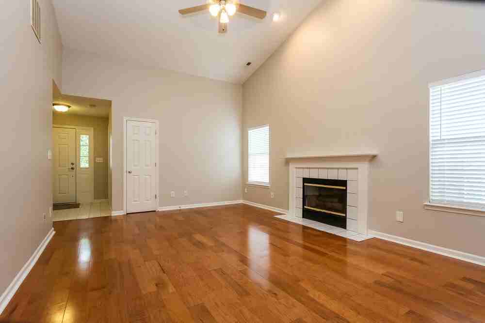 1108 Newgate Cir - Photo 2 of 15