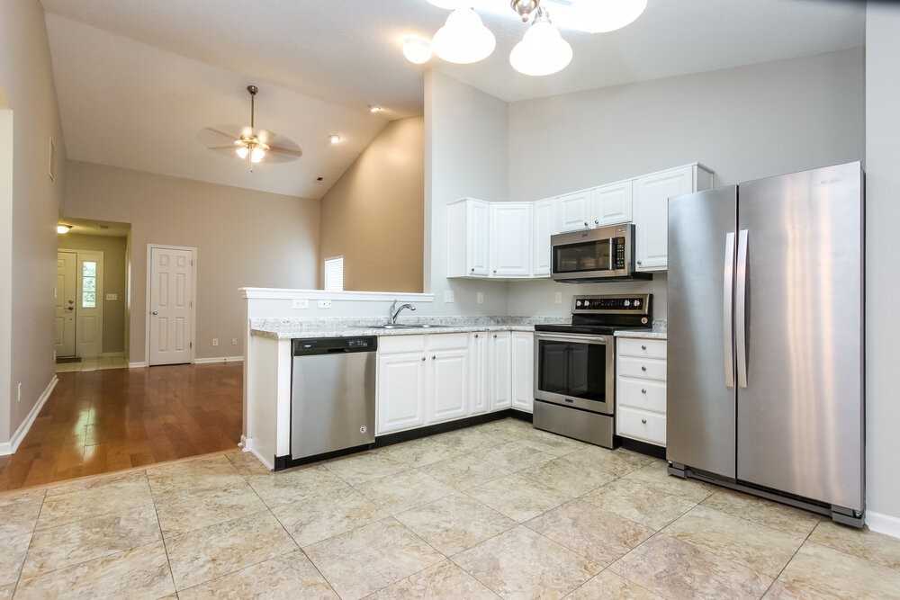 1108 Newgate Cir - Photo 6 of 15