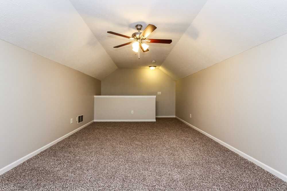 1108 Newgate Cir - Photo 7 of 15