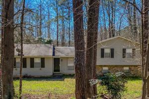 featured image of 2058 Tiffany Ln