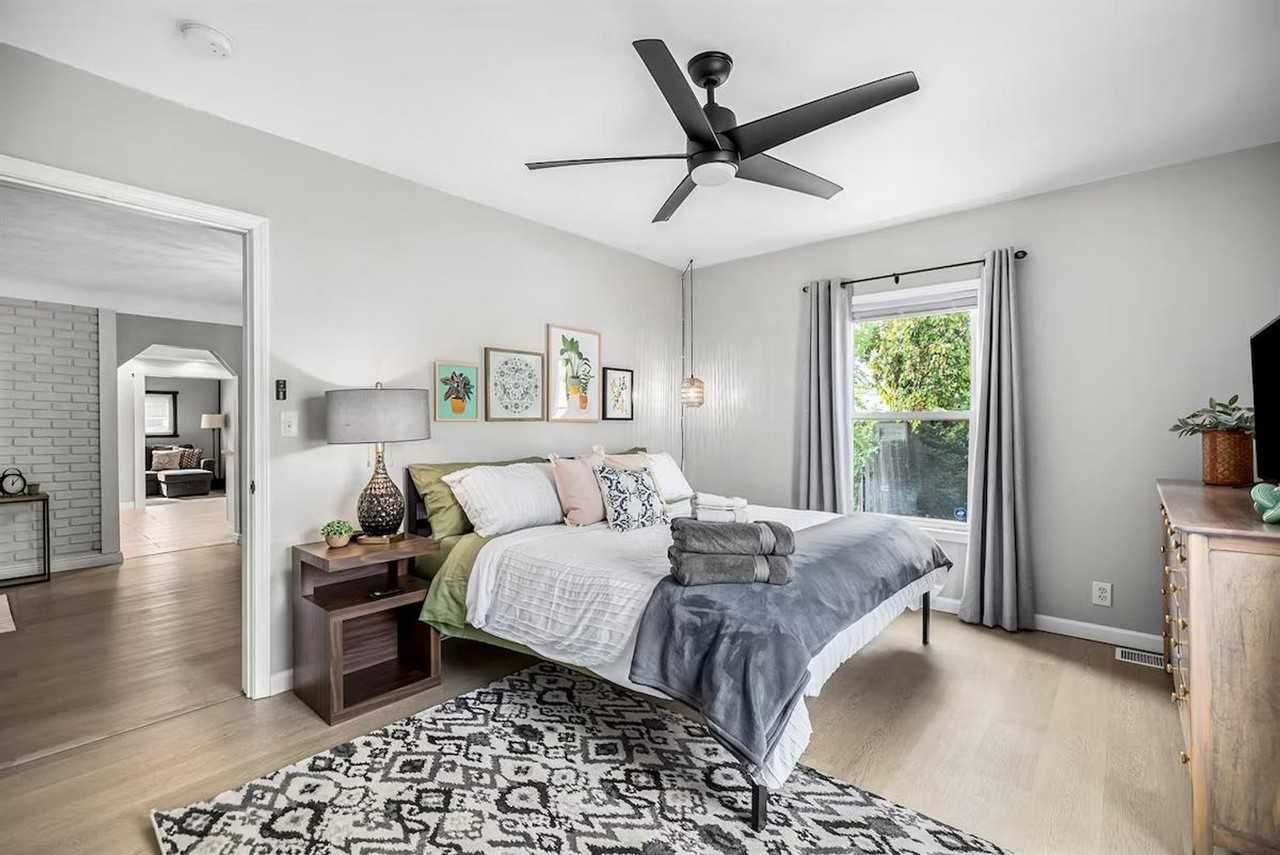 14924 E 10 Mile Rd #1032312P - Photo 2 of 32