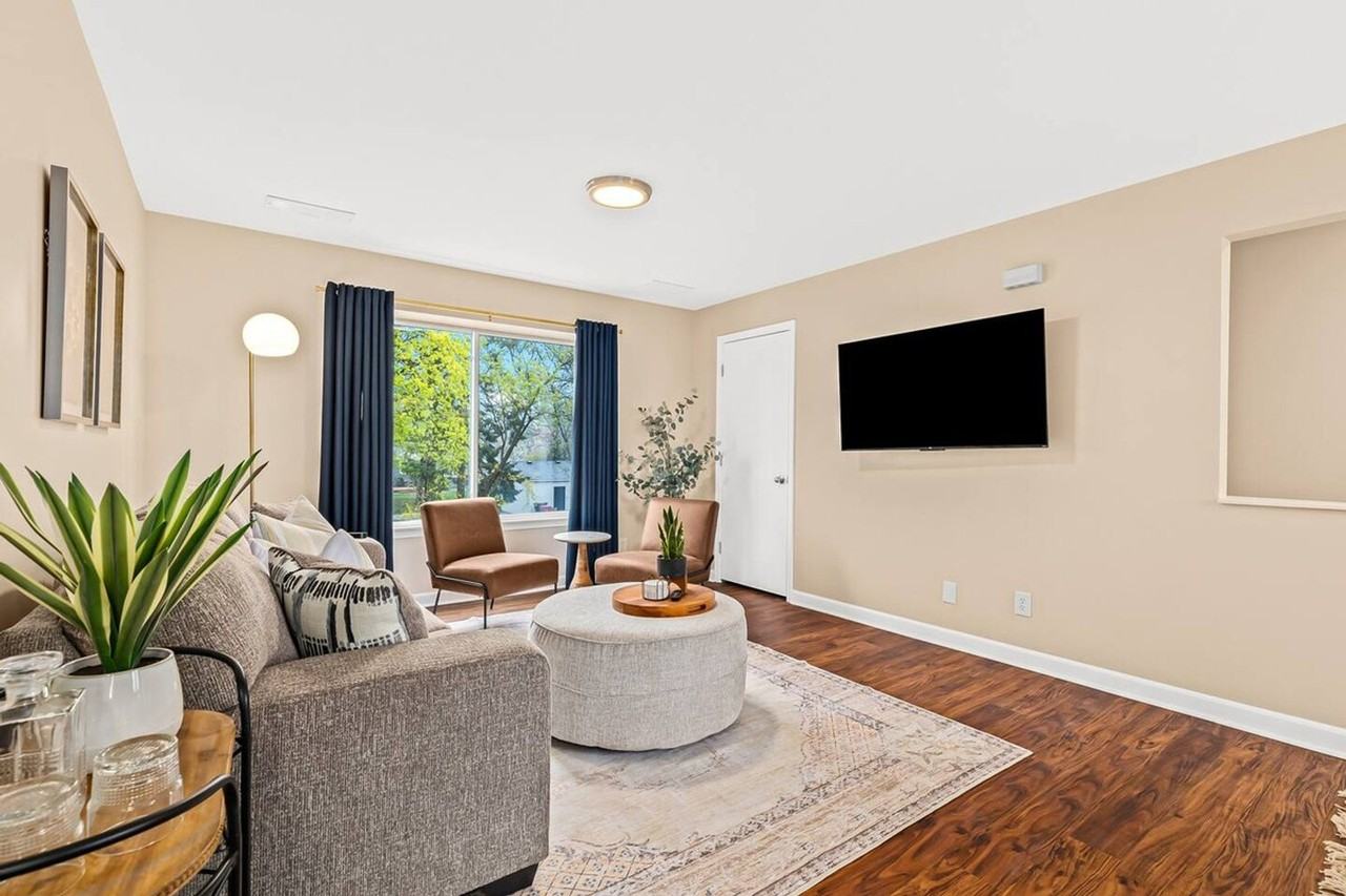 18431 Sharon Ln #1032346P - Photo 5 of 29