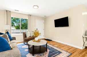 featured image of 18459 Sharon Ln