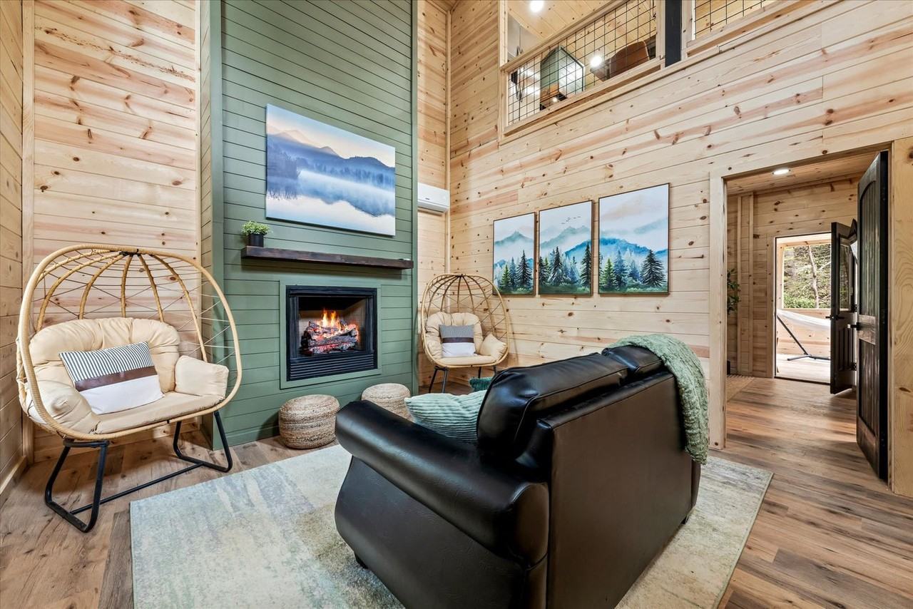 152 Baxter Road - Photo 3 of 50