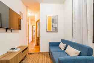 338 W 39th St - Photo 1 of 1