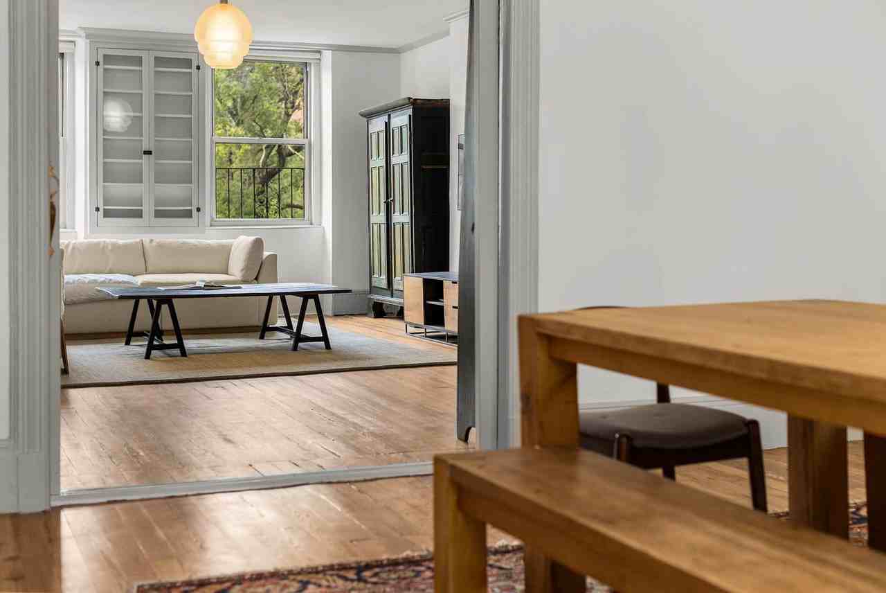 185 E Broadway #1330811P - Photo 5 of 19