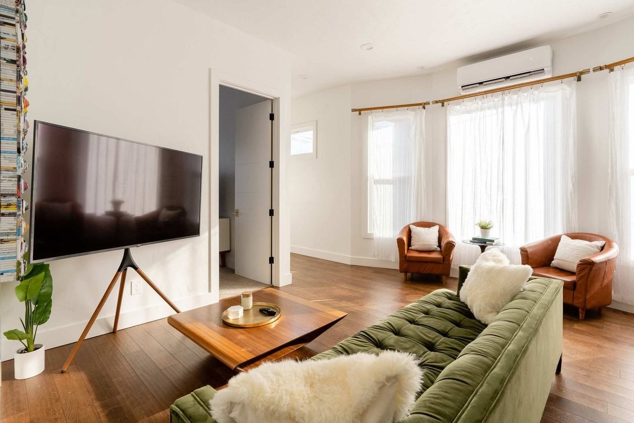 1425 Se 41st Ave #1309894P - Photo 3 of 29