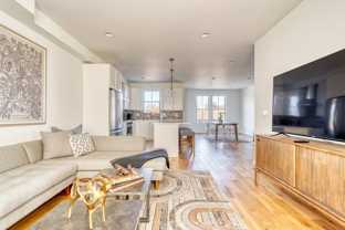 512 Ne 56th Ave - Photo 1 of 1