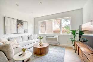 4980 N Vancouver Ave - Photo 1 of 1