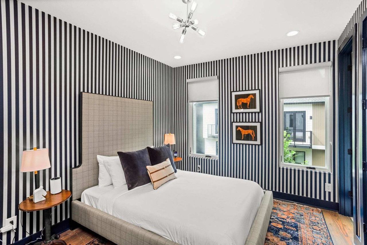 776 E Argyle Ave #1312410P - Photo 4 of 43