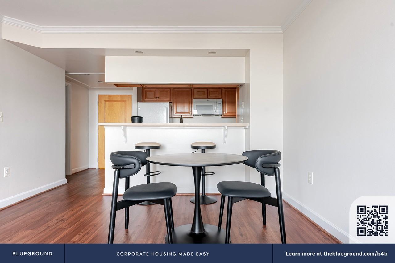 3900 Fairfax Dr #1204 - Photo 6 of 28