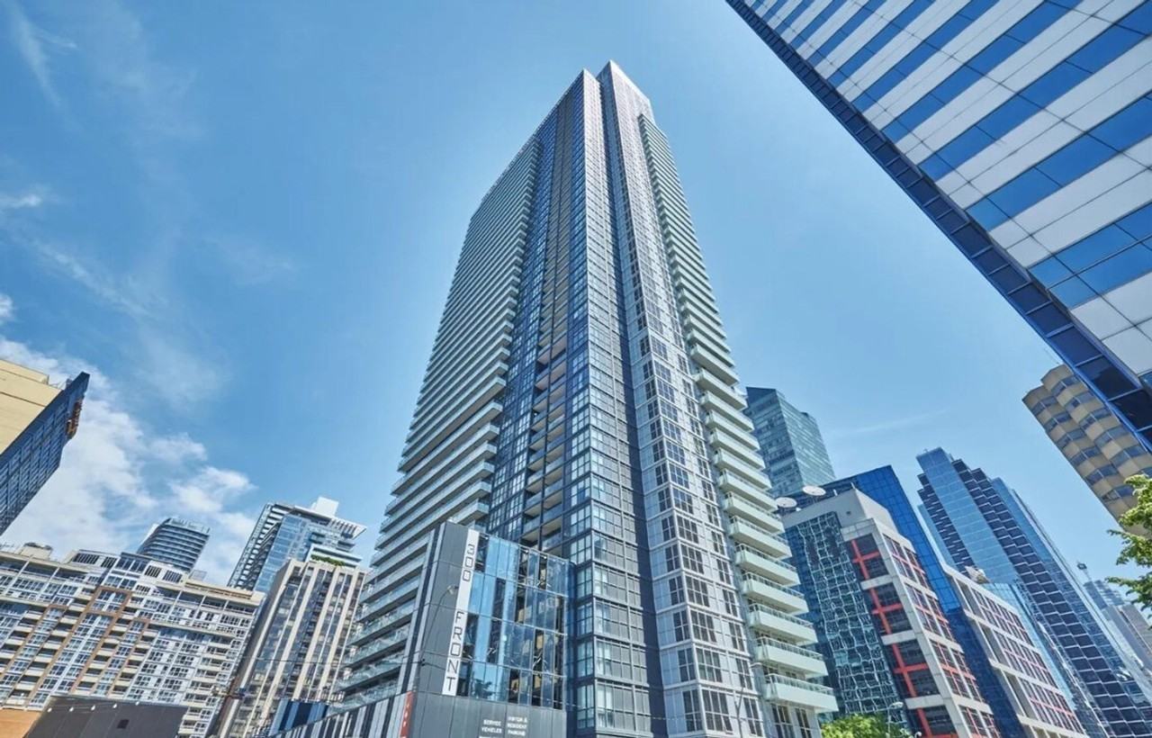 1 Blue Jays Way #1320244P - Photo 6 of 22