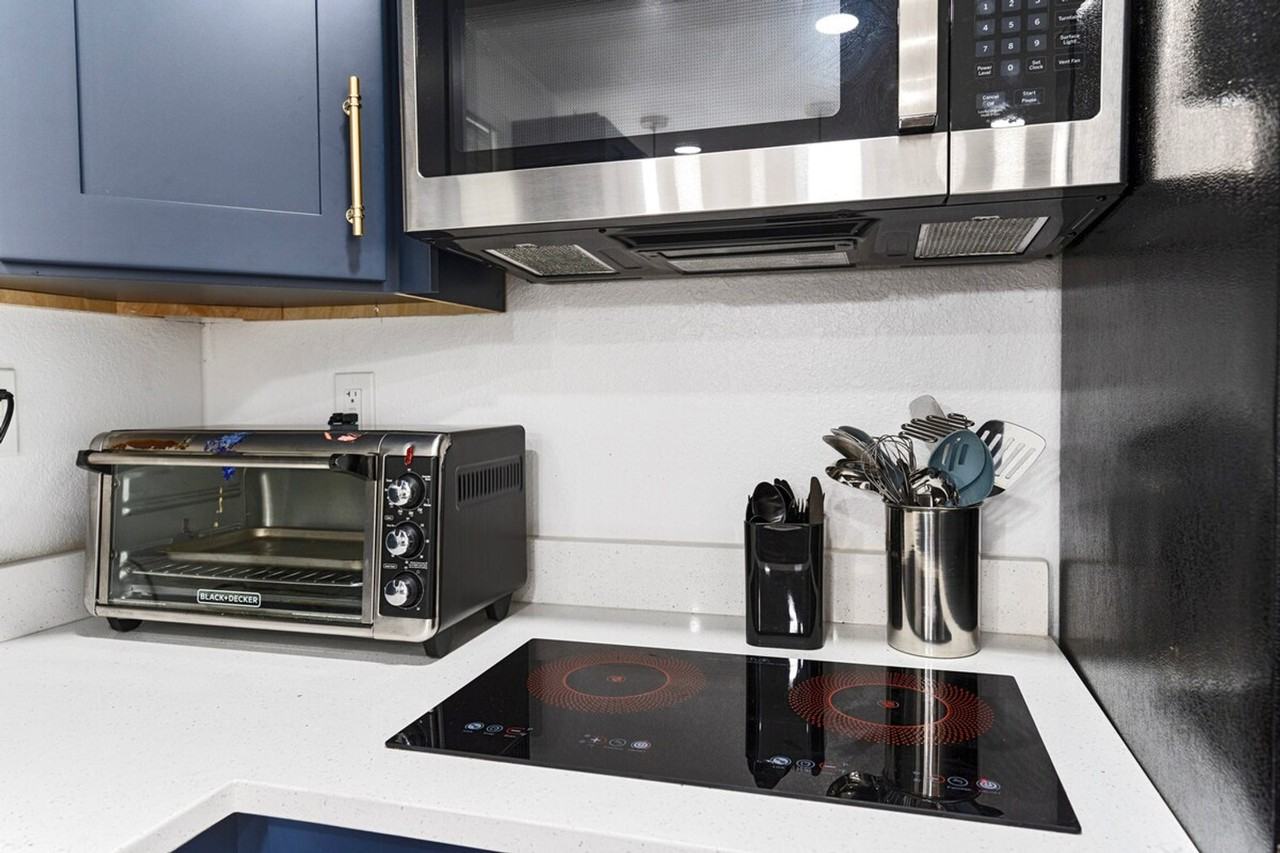 3417 N 10th St #1320245P - Photo 7 of 17