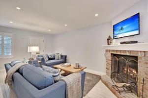 featured image of 169 1/2 King St