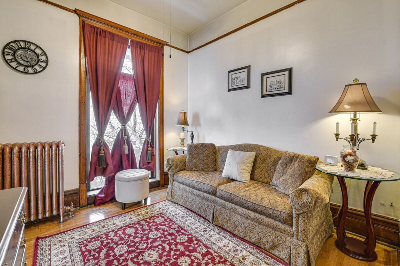 3461 W Adams St #1305872P - Photo 3 of 33