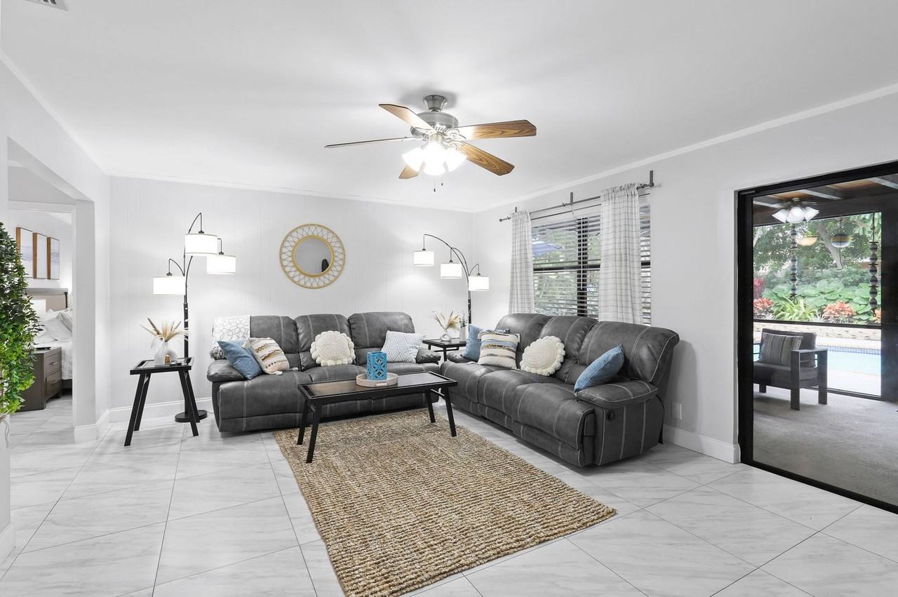 4416 Fuschia Circle South - Photo 3 of 50