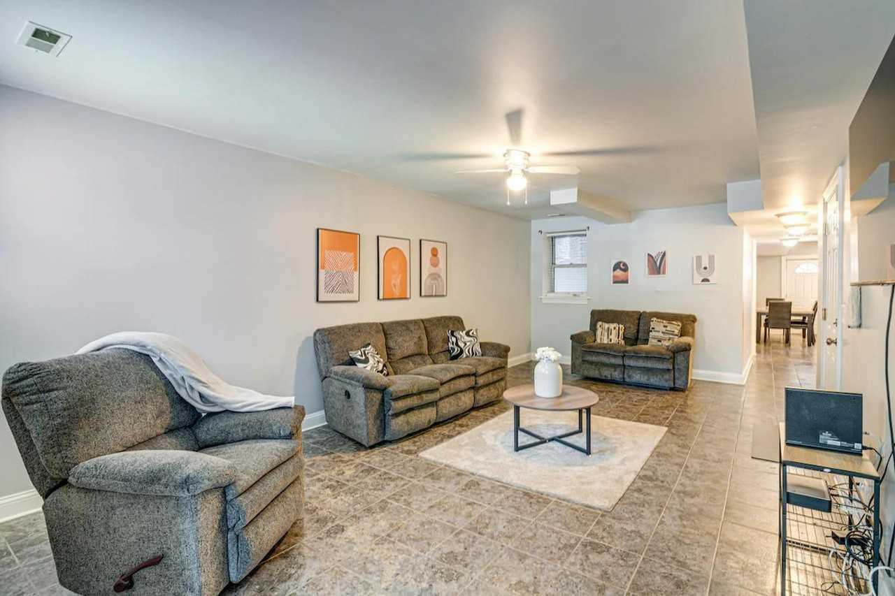 6210 South Evans Avenue #1306921P - Photo 5 of 23