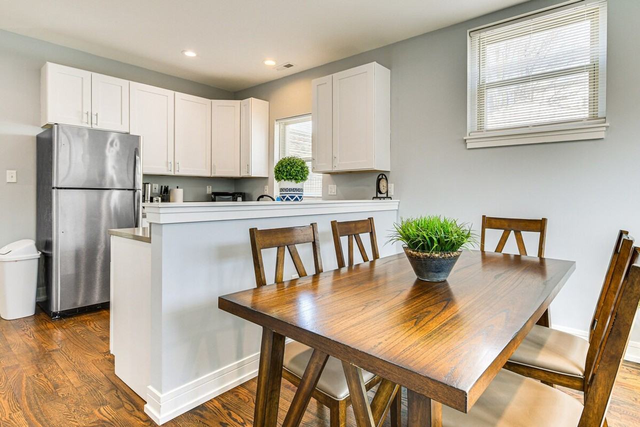 2113 W Armitage Ave #1306769P - Photo 3 of 24