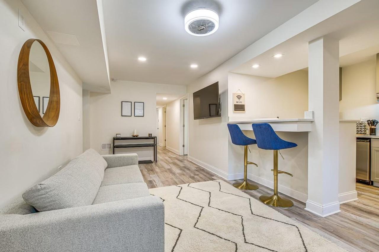 4829 S Forrestville Ave #1306572P - Photo 2 of 26