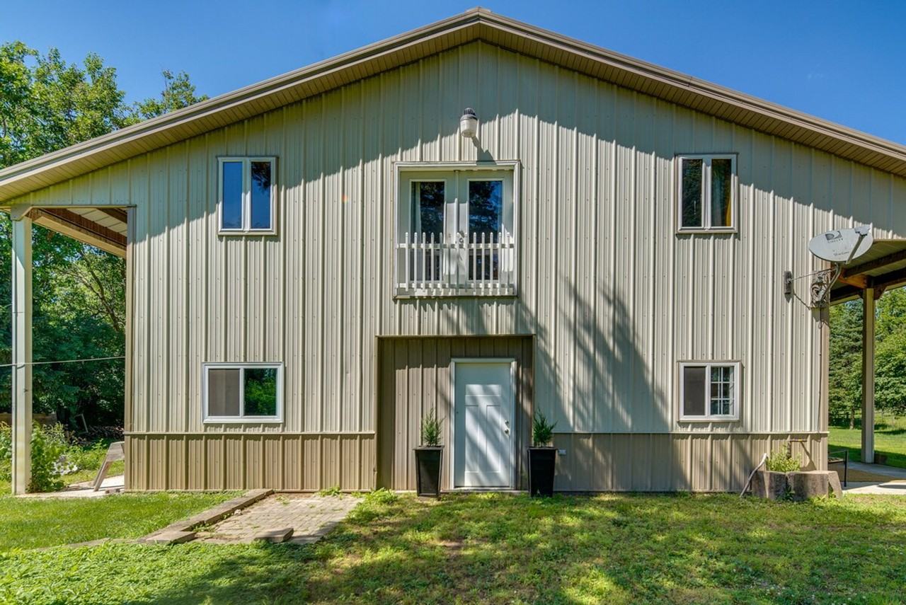 27W172 Galusha Ave #1306620P - Photo 3 of 31