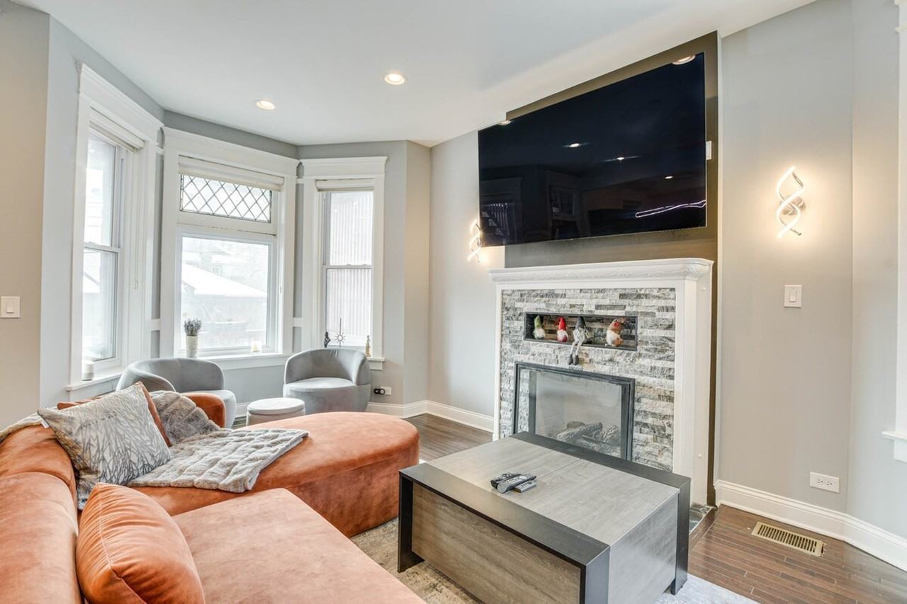 2033 W Washington Blvd #1306414P - Photo 5 of 32