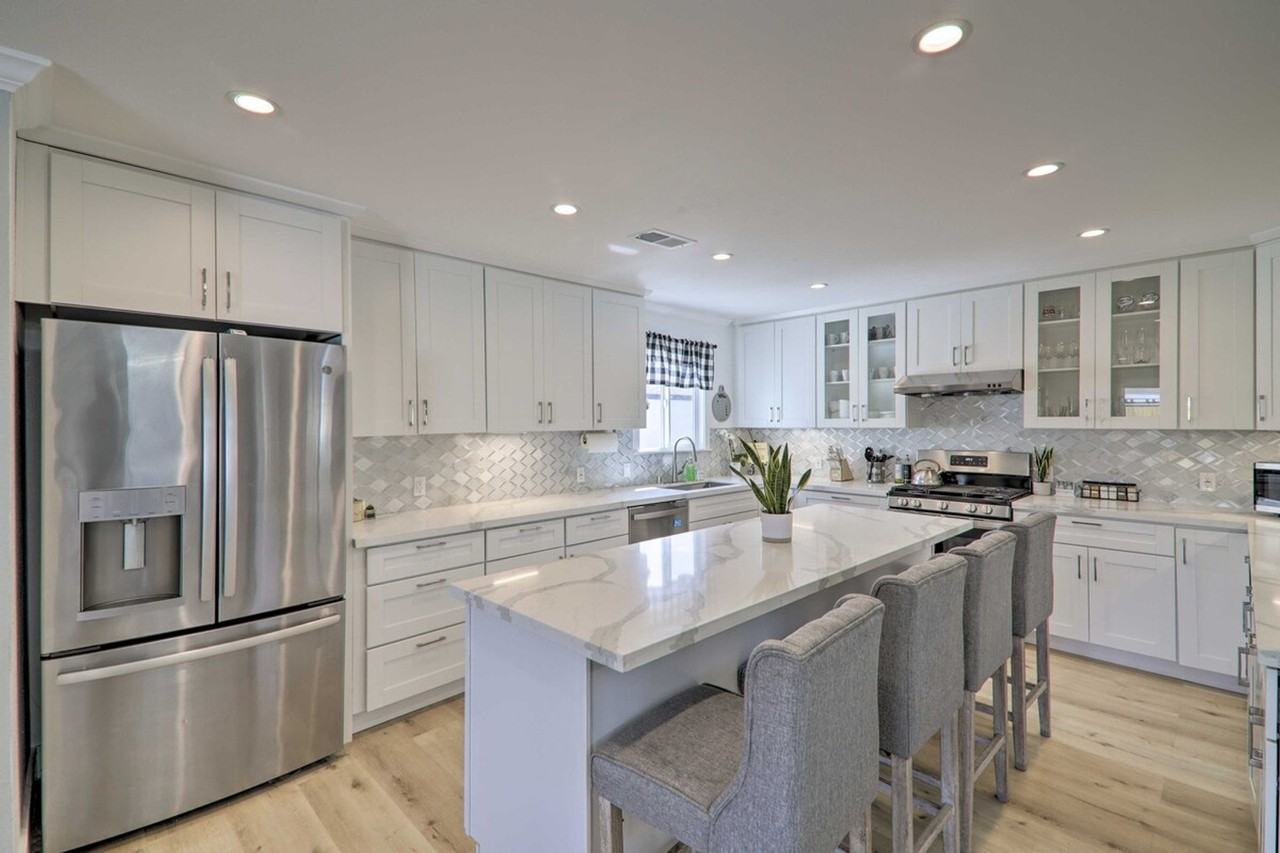 893 Olivina Avenue #1305125P - Photo 5 of 35