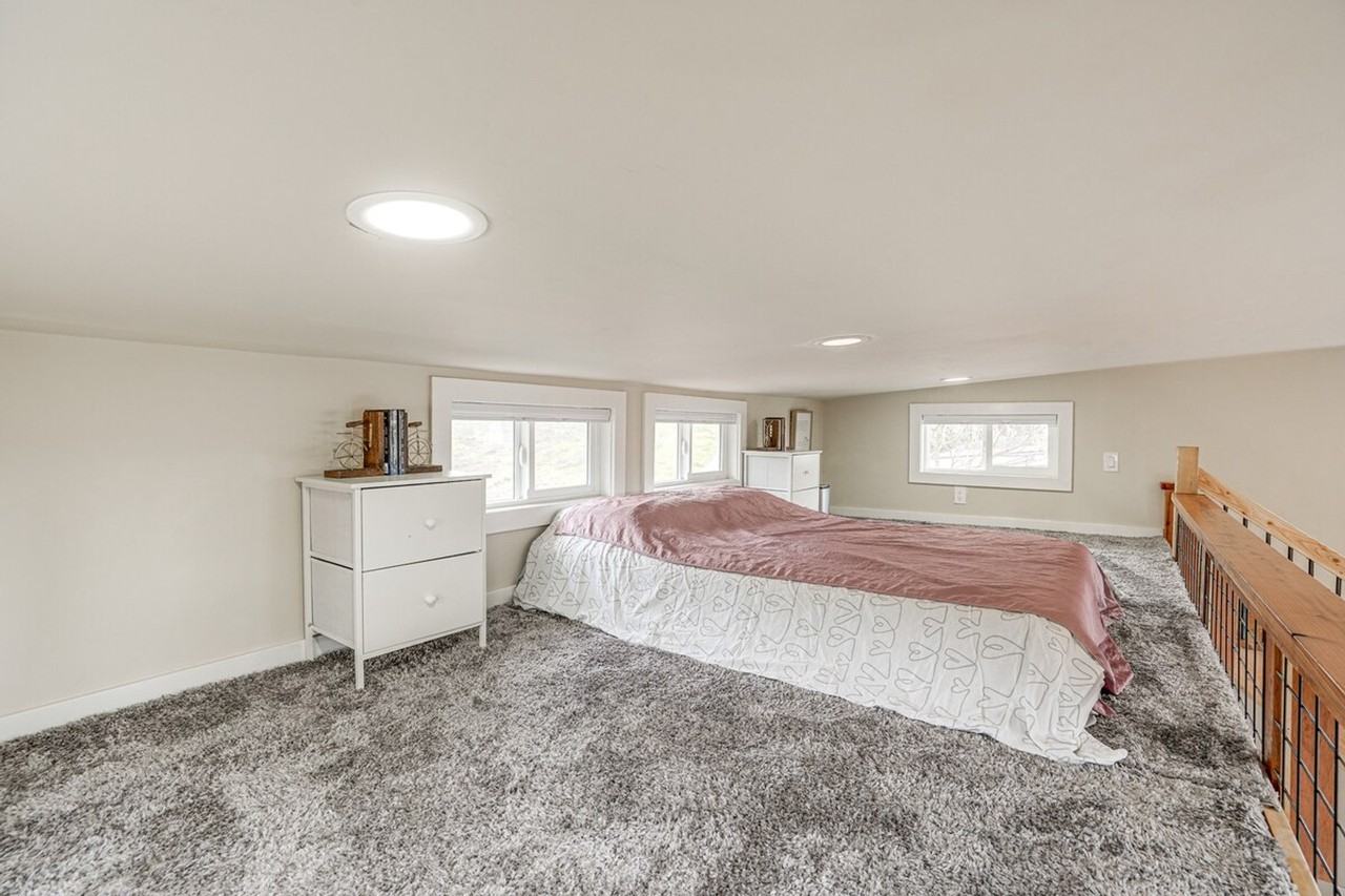 1142 Temple Dr #1305273P - Photo 2 of 25