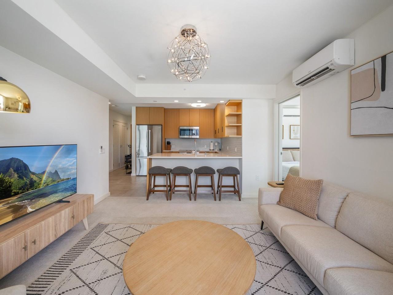 1374 Kapiolani Blvd #1327705P - Photo 3 of 28