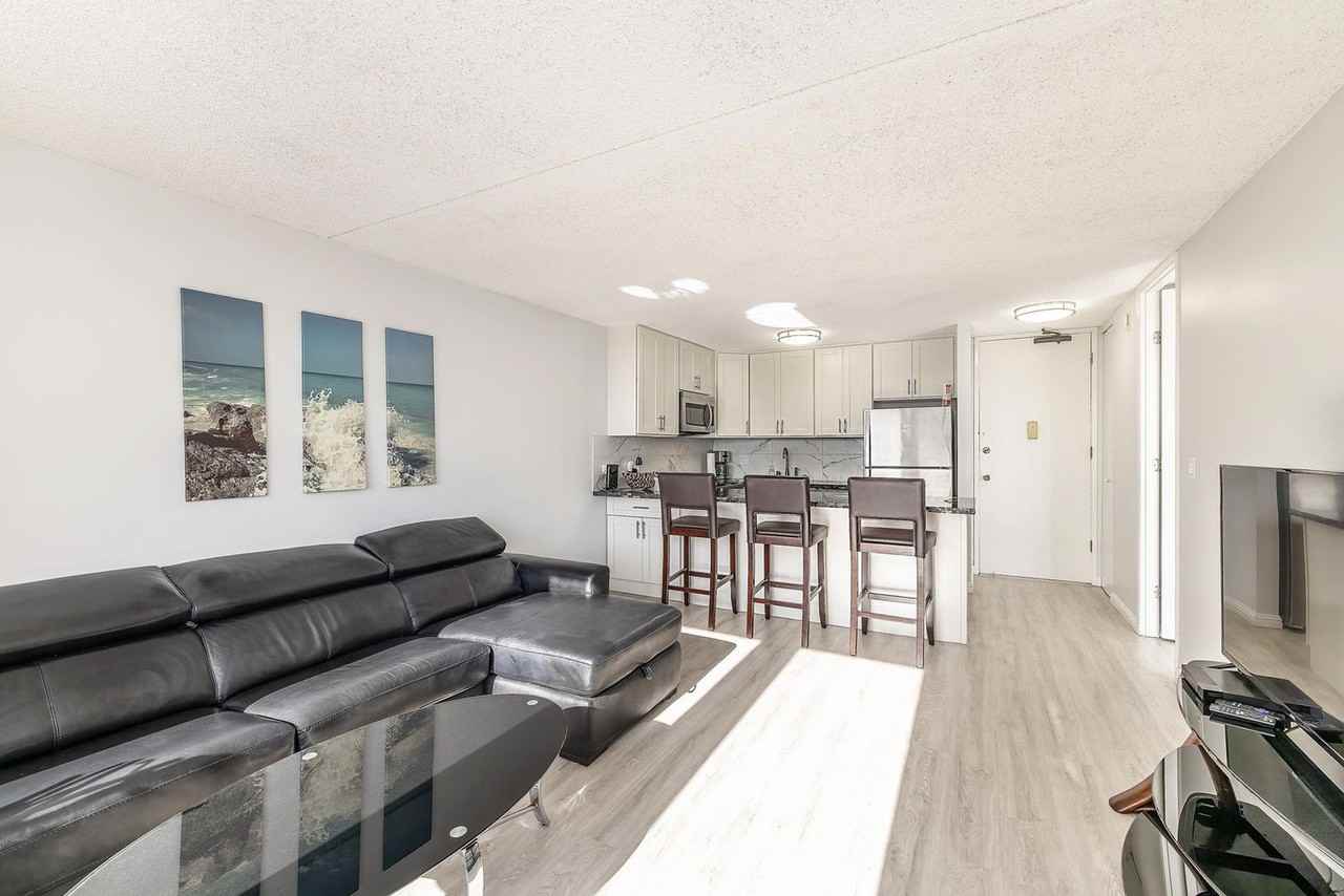 411 Hobron Ln #1327720P - Photo 3 of 25