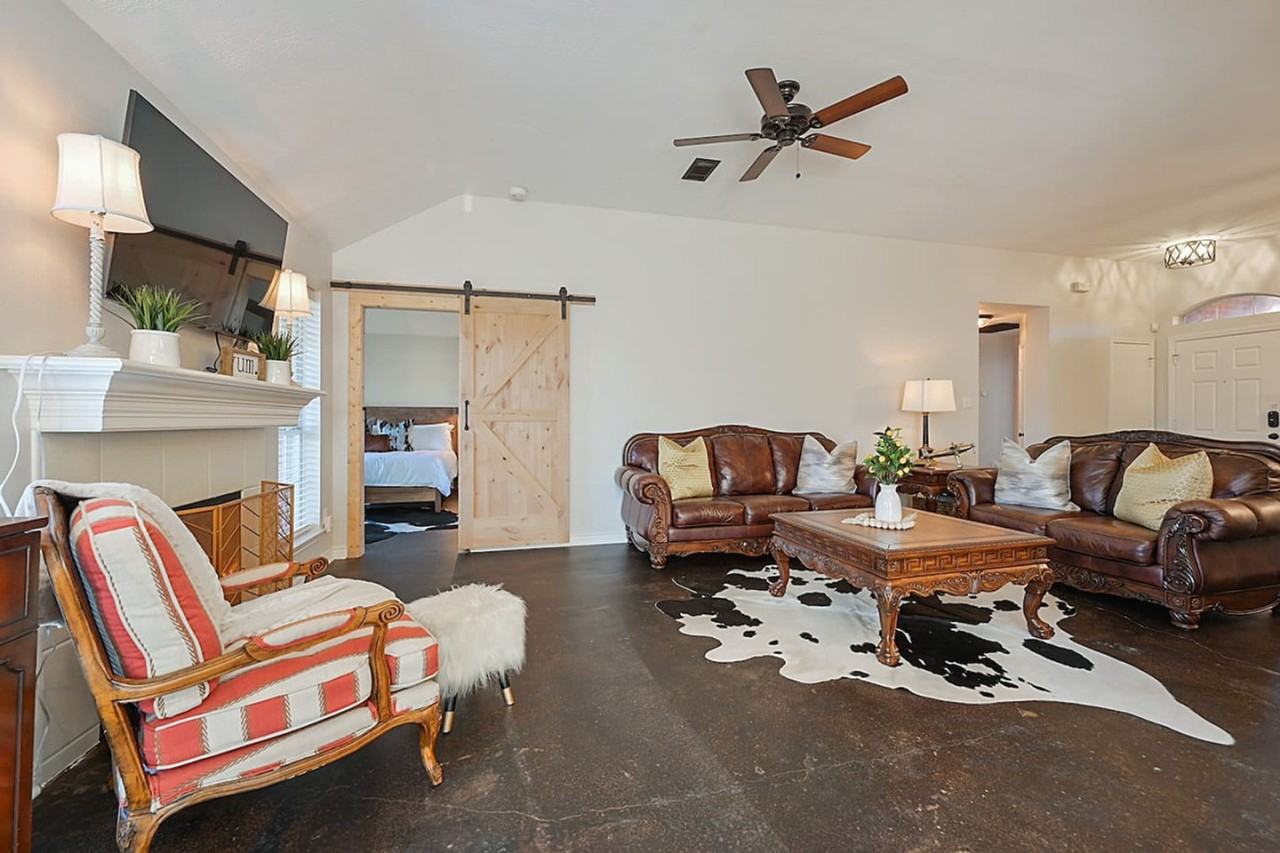 1708 Beaver Pond Ct #1328061P - Photo 4 of 19