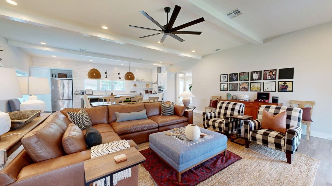 805 Dexter Drive #1328082P - Photo 4 of 47